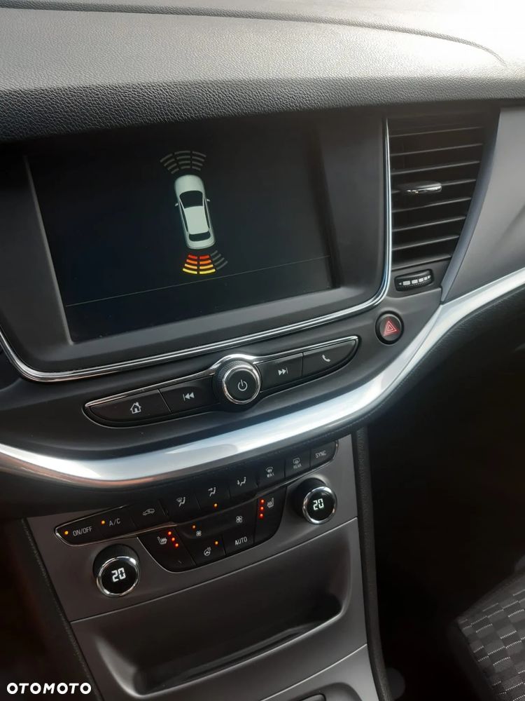 Opel Astra V 1.4 T Enjoy - 15