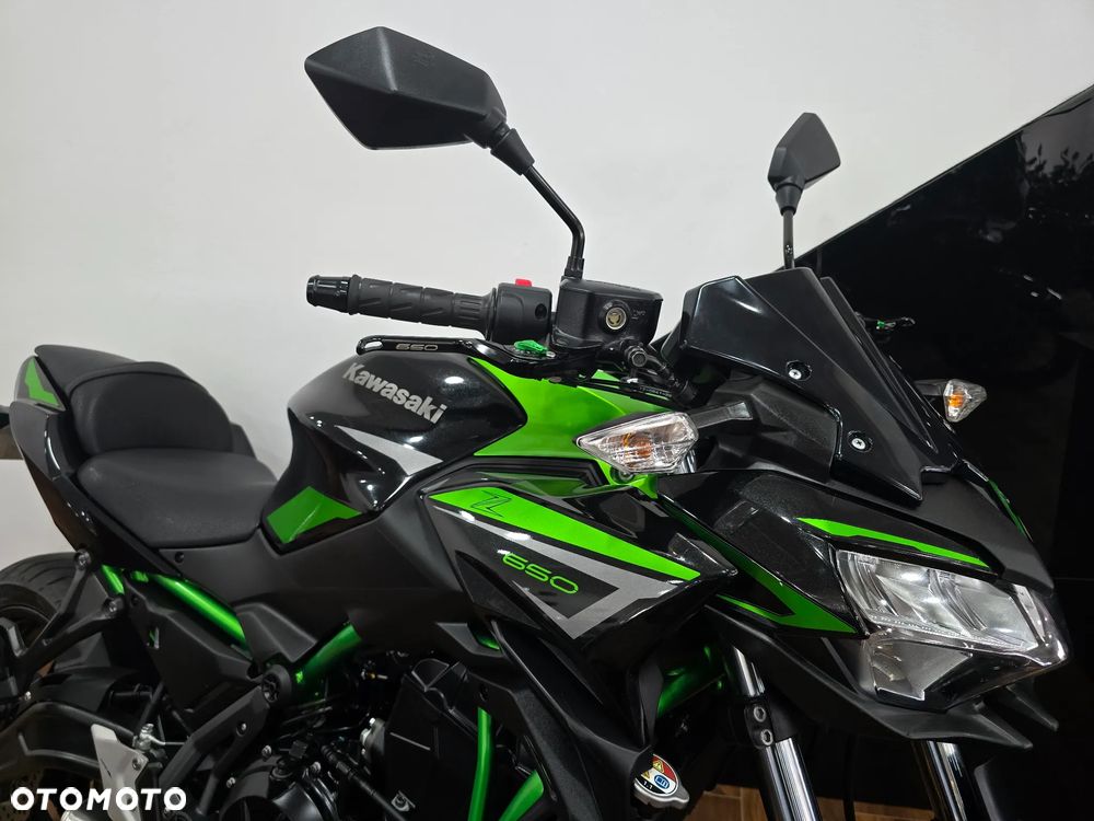 Kawasaki Z 650 - 15