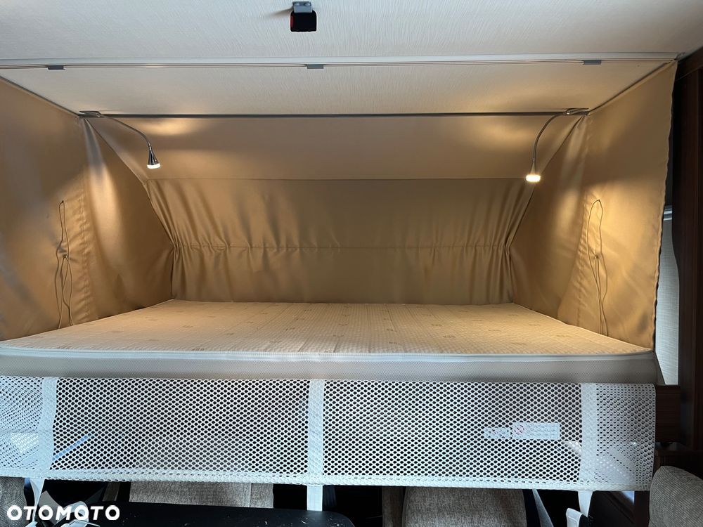 Mercedes-Benz Hymer - 6