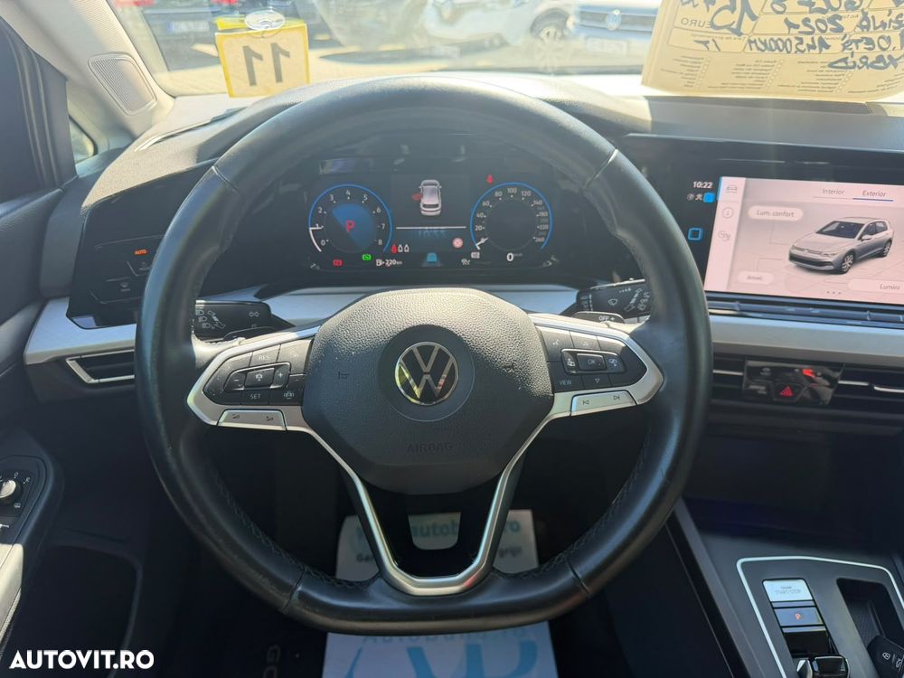 Volkswagen Golf 1.0 eTSI DSG MHEV Life - 17