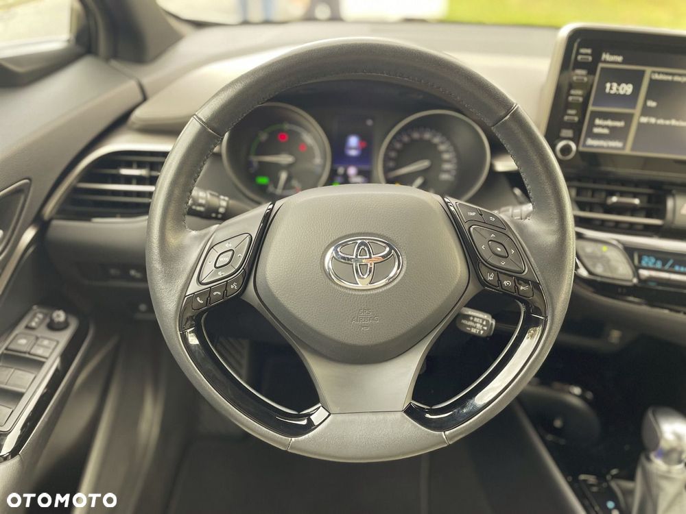 Toyota C-HR 2.0 Hybrid Executive - 16