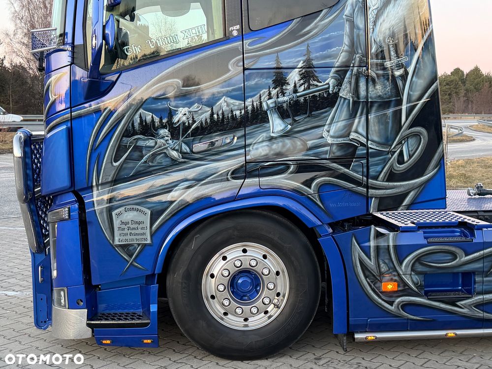 Volvo FH16 750 Show Truck tuning perfekcyjny stan pełna opcja XL - 13