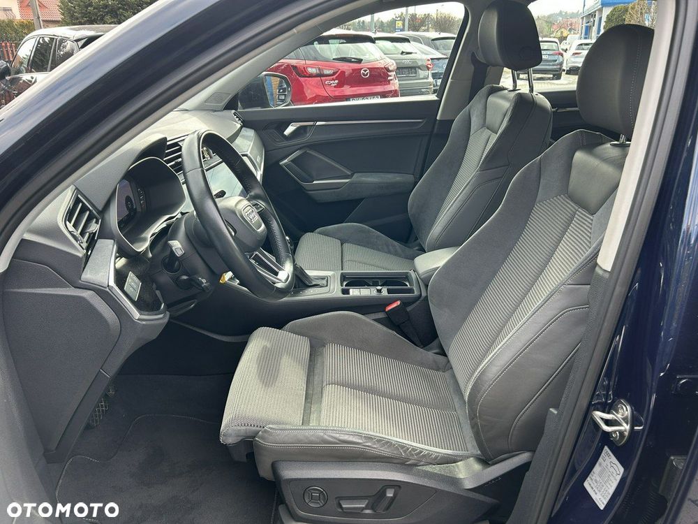 Audi Q3 35 TFSI S tronic - 16