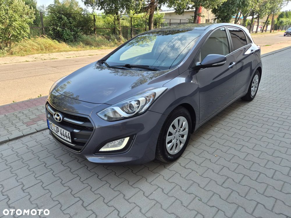 Hyundai i30 1.4 Passion - 2