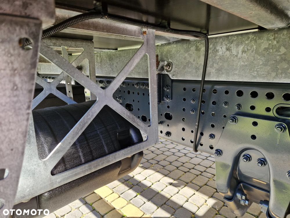 Iveco STRALIS 6x2 / 360KM / FIRANKA / 9M / WINDA / JAK NOWY - 27