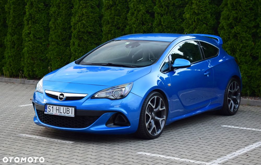 Opel Astra OPC Start/Stop - 2