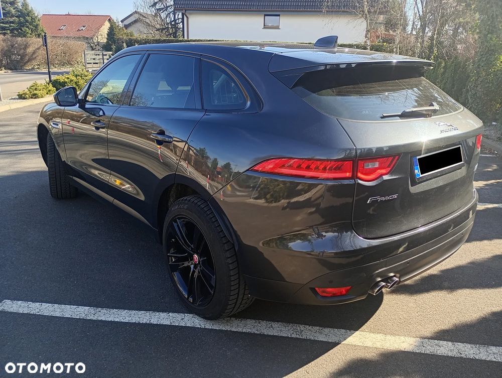 Jaguar F-Pace - 6