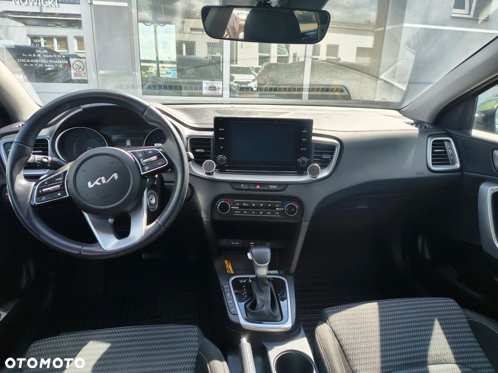 Kia Ceed 1.5 T-GDI M DCT - 10