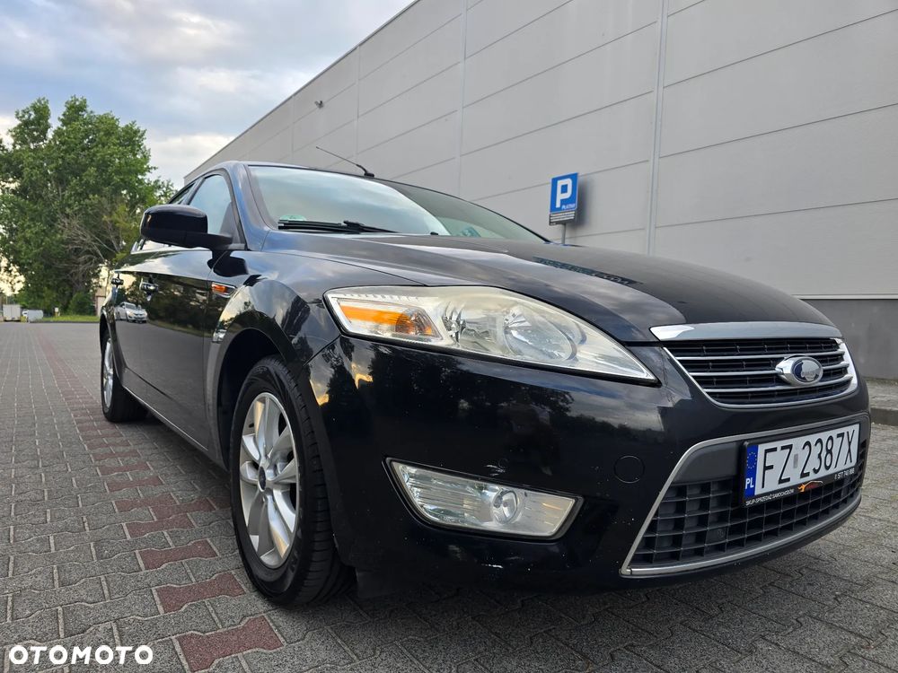 Ford Mondeo 2.0 Ghia - 14