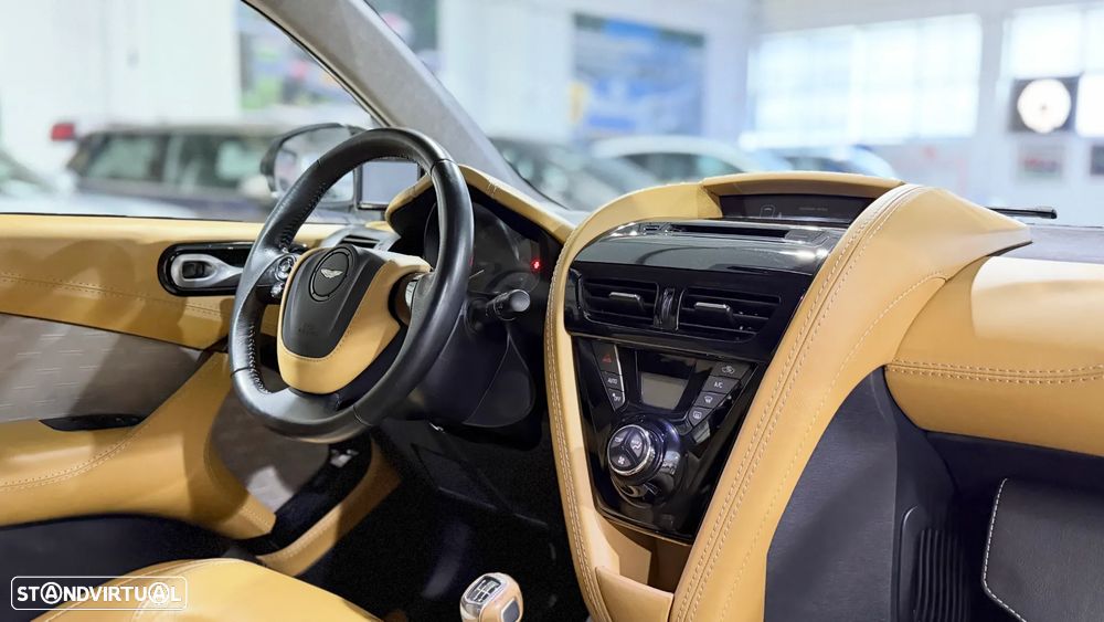 Aston Martin Cygnet 1.3 - 12