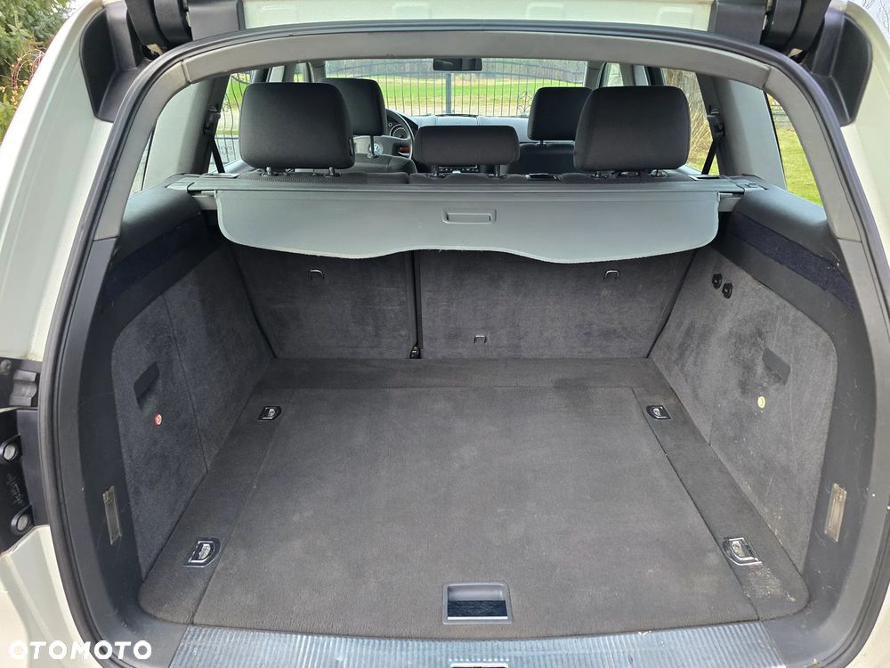 Volkswagen Touareg 2.5 R5 TDI - 13