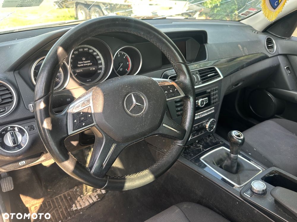 Mercedes-Benz Klasa C 200 CDI DPF (BlueEFFICIENCY) - 6