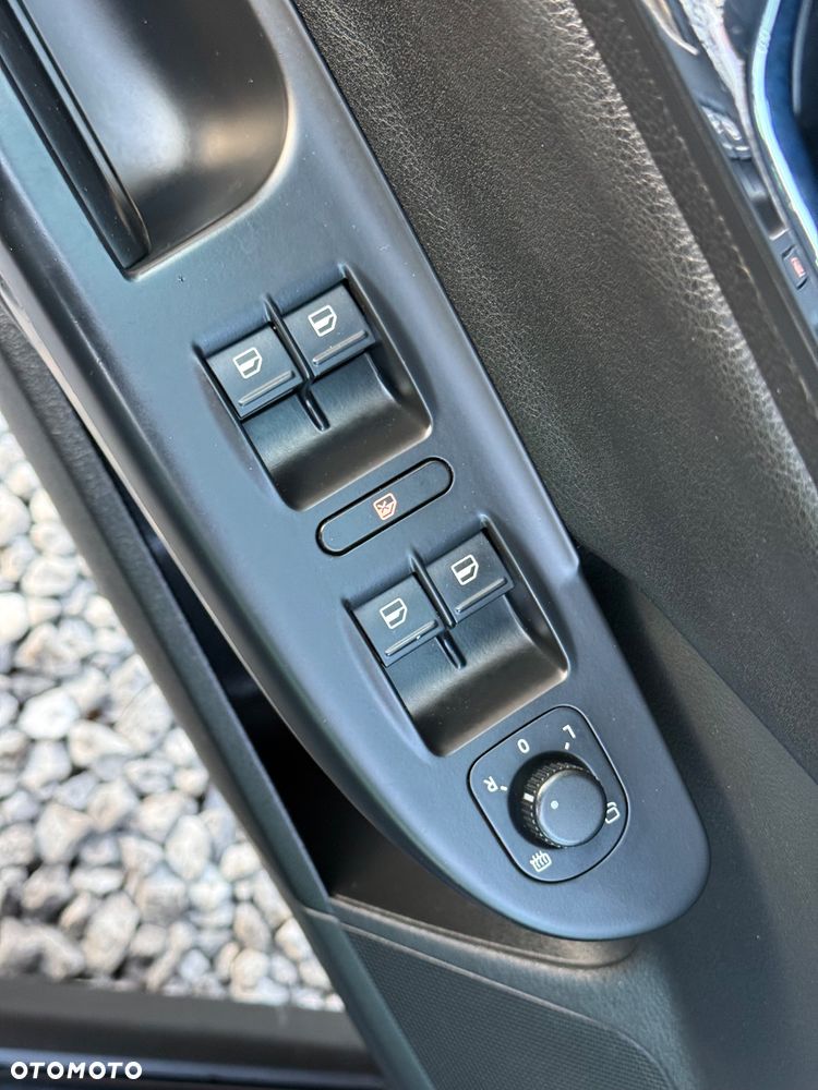 Volkswagen Passat - 23