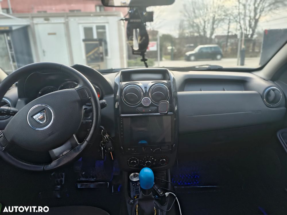 Dacia Duster 1.6 SCe Prestige jante 16" - 10