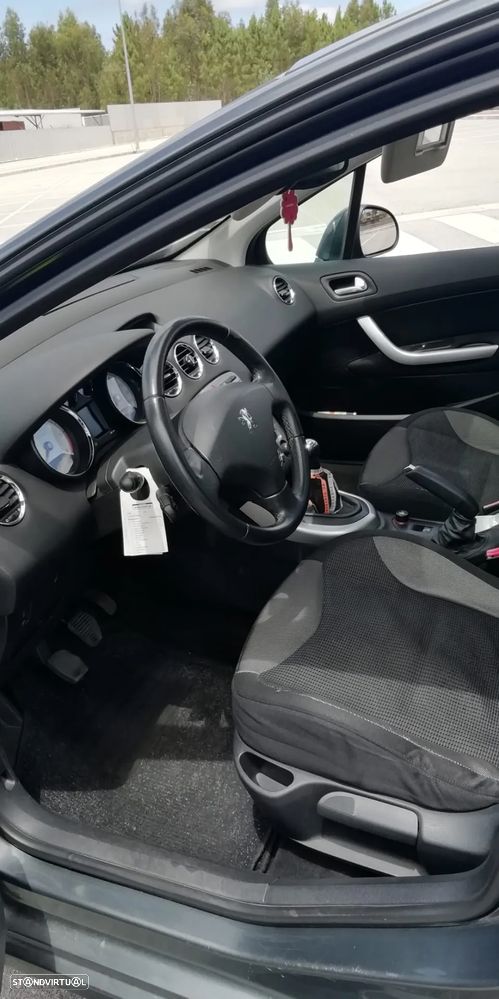 Peugeot 308 1.6 HDi Executive - 4