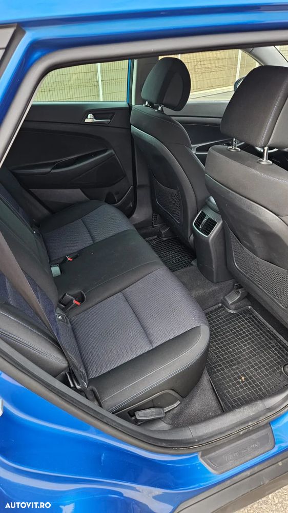 Hyundai Tucson blue 1.7 CRDi 2WD DCT Style - 11