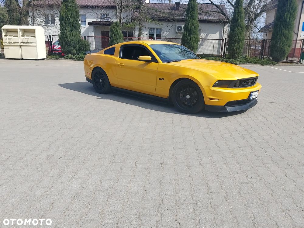 Ford Mustang 5.0 V8 GT - 10