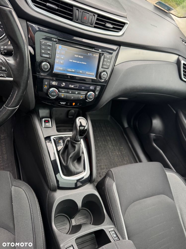 Nissan Qashqai 1.6 DCi N-Connecta Xtronic EU6 - 19