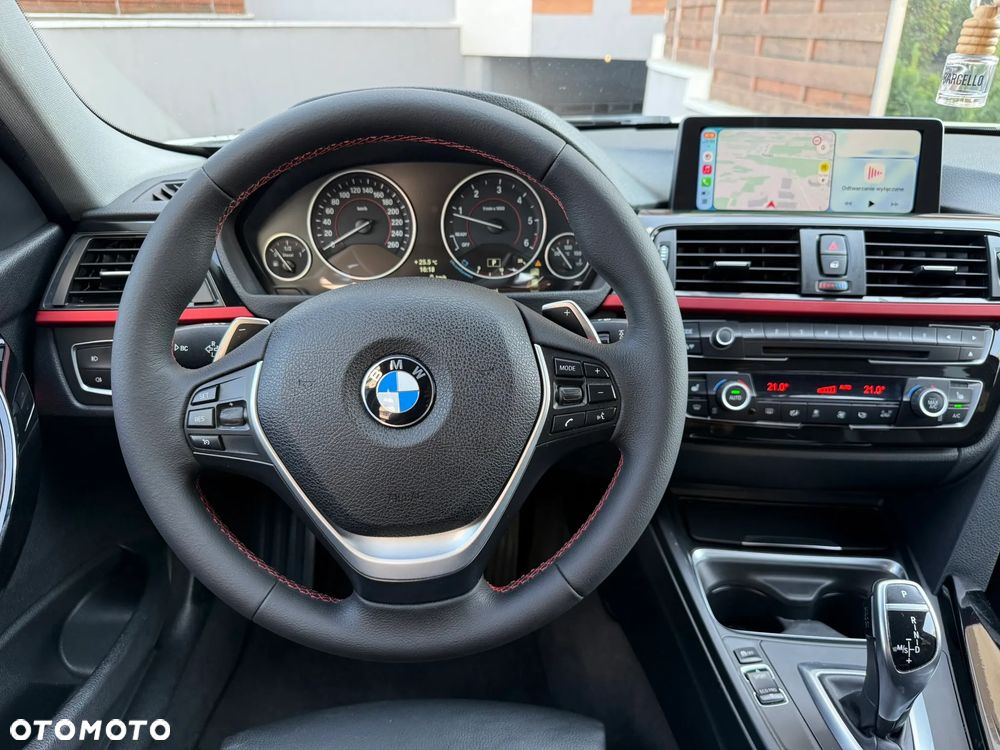 BMW Seria 3 320d Efficient Dynamics Sport Line - 31