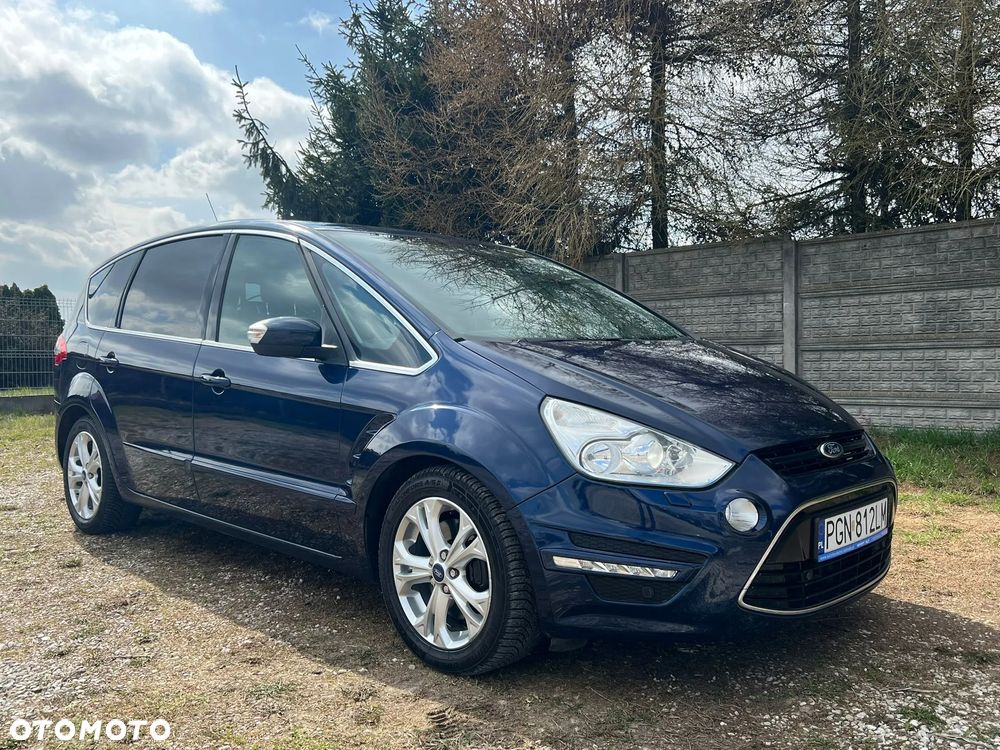Ford S-Max - 32