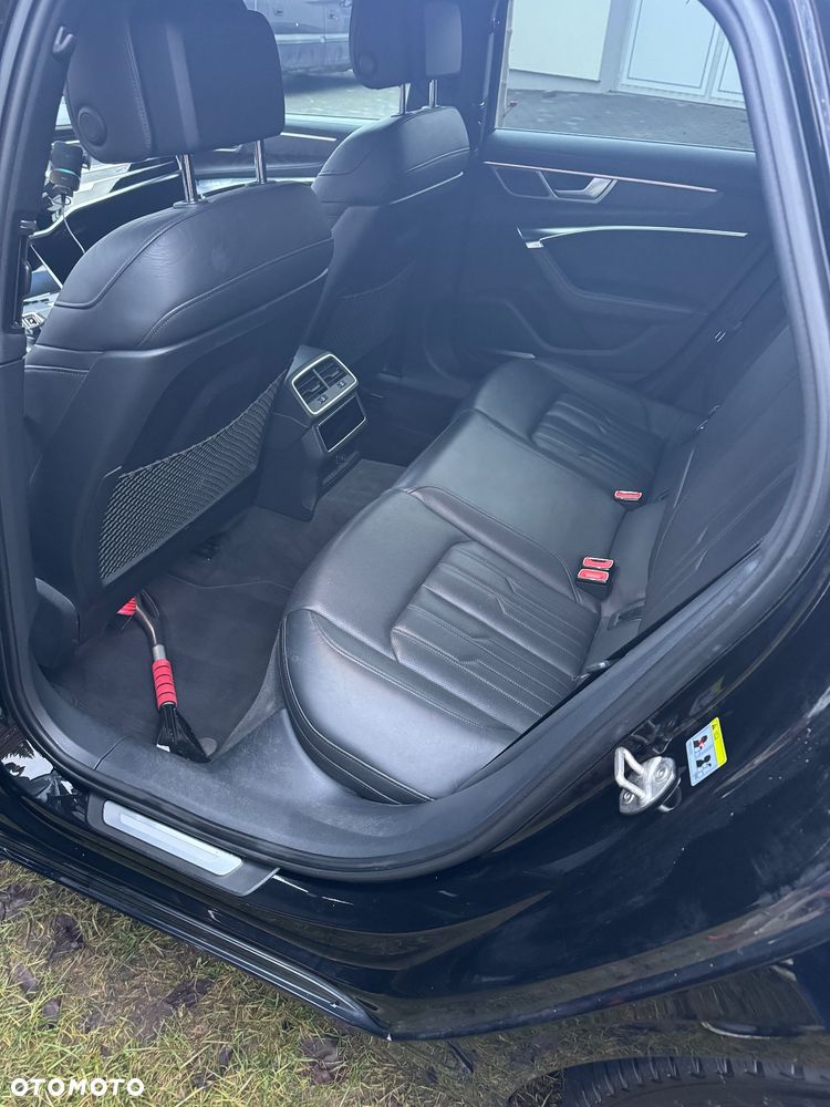Audi A6 Avant - 17