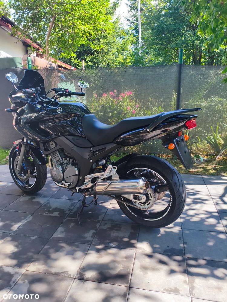 Yamaha TDM - 8