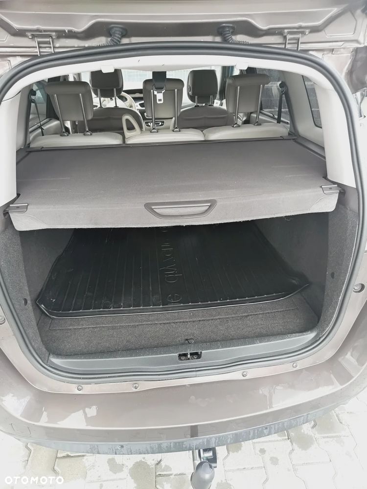 Renault Scenic 1.4 16V TCE Expression - 10