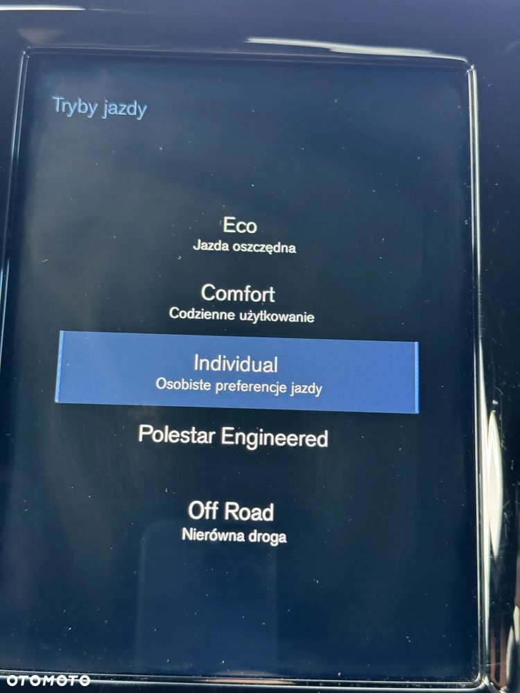 Volvo V90 Cross Country D4 AWD Ocean Race - 29