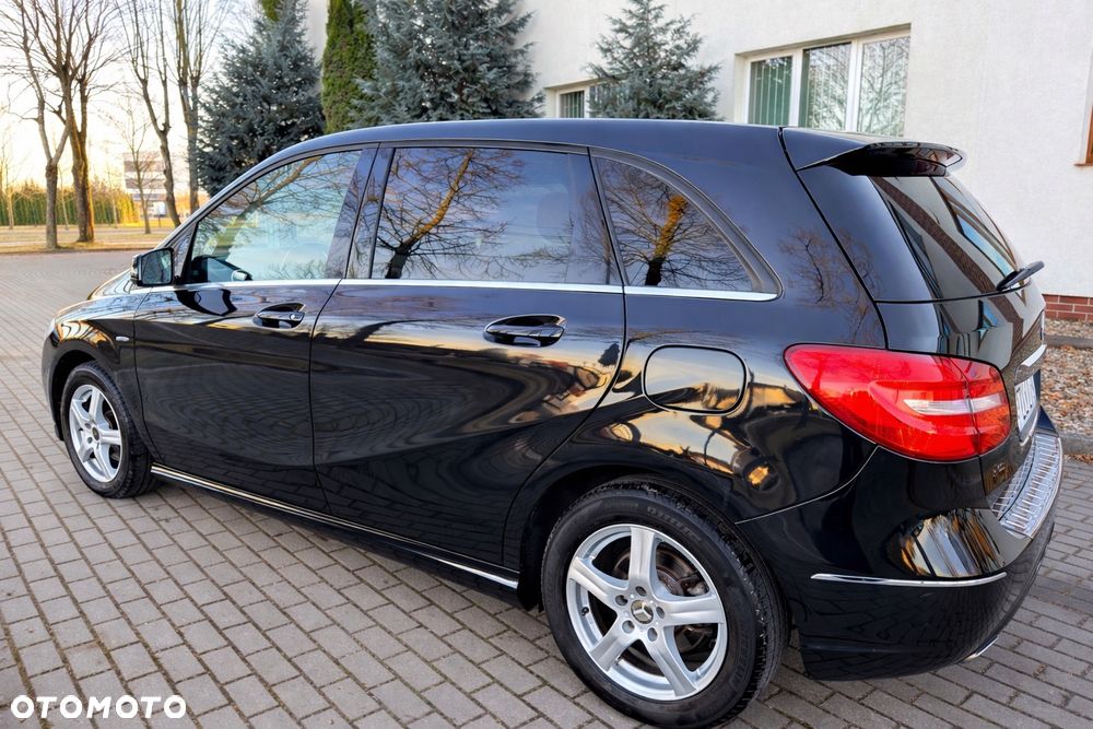 Mercedes-Benz Klasa B 180 CDI (BlueEFFICIENCY) - 13