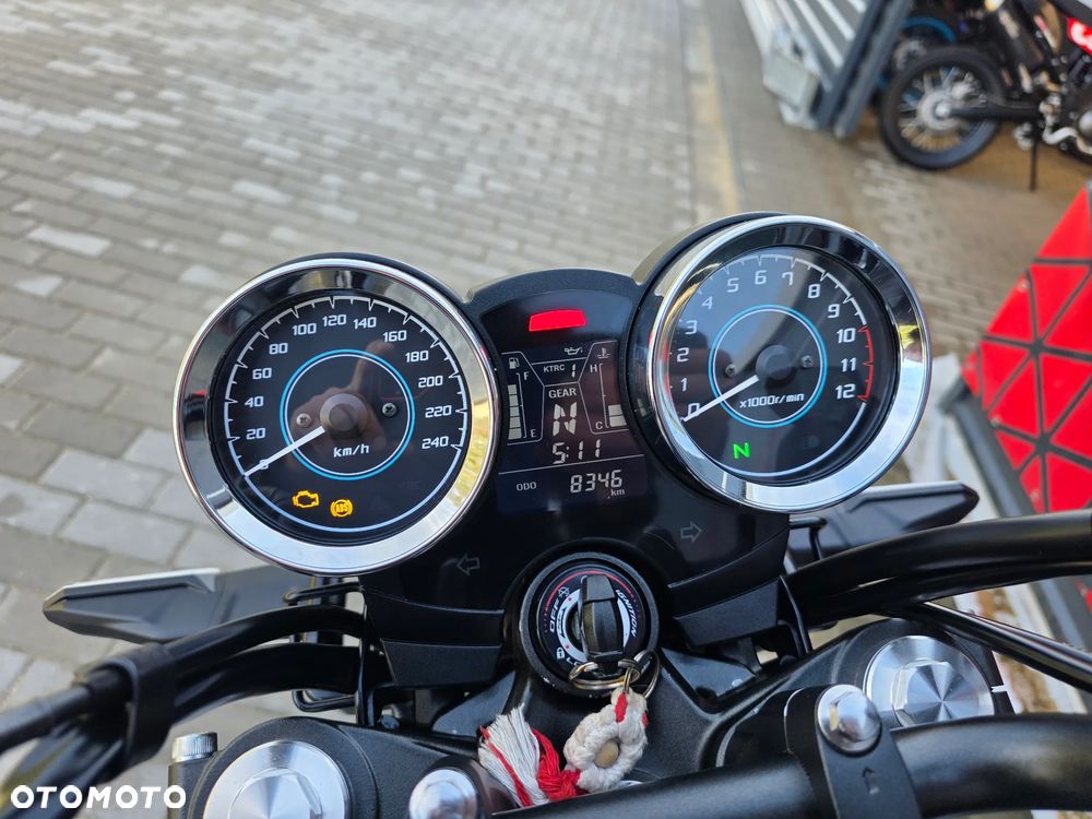 Kawasaki Z 650 RS - 17