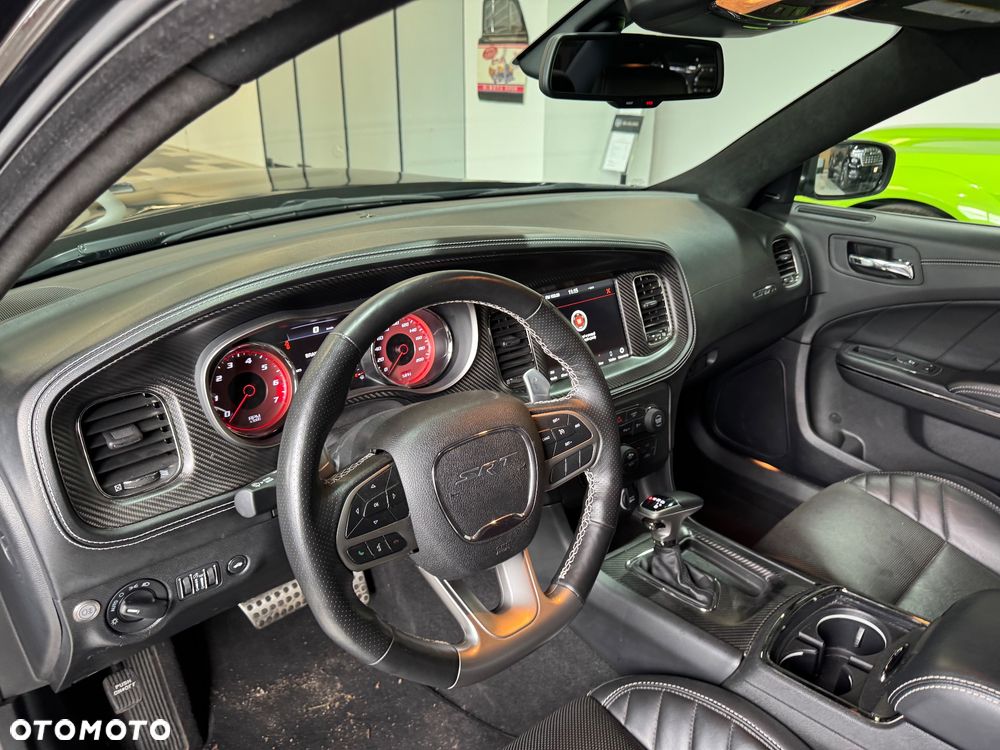 Dodge Charger - 13