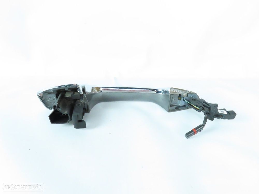 Punho da porta Esquerdo/Trás/Exterior Seminovo/ Original MERCEDES-BENZ C-CLASS (... - 2