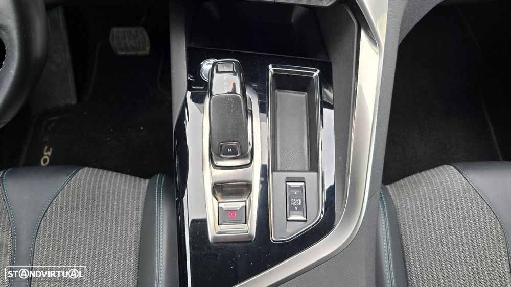 Peugeot 3008 1.5 BlueHDi Allure Pack EAT8 - 49
