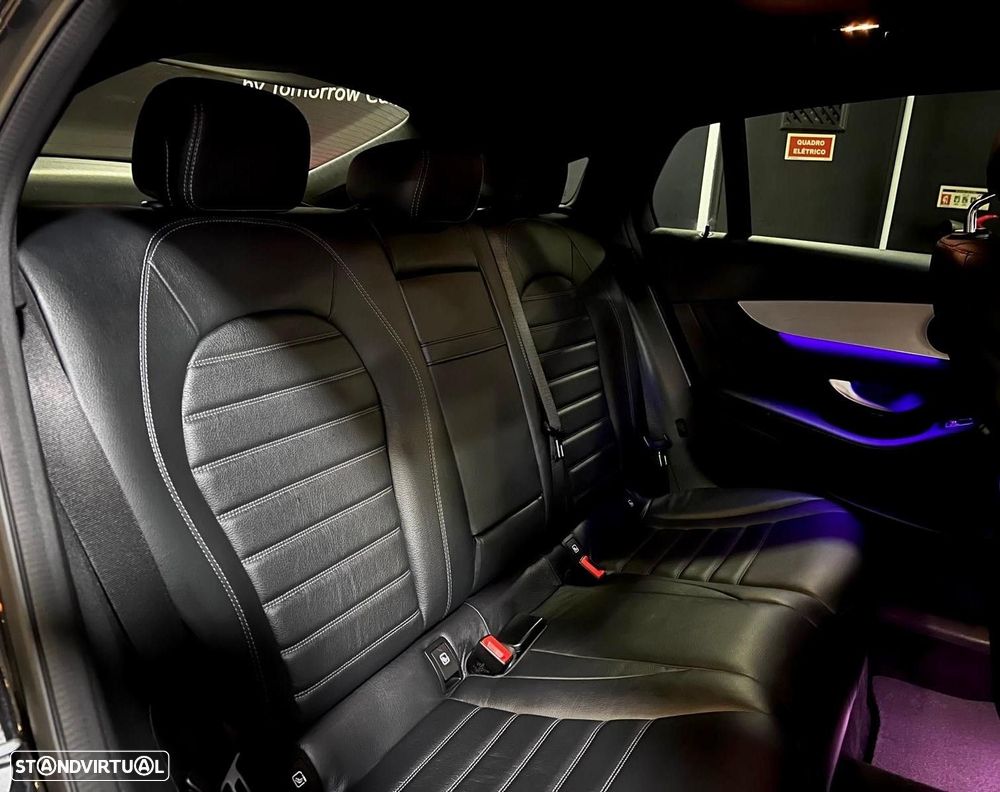 Mercedes-Benz GLC 300 e 4Matic - 51