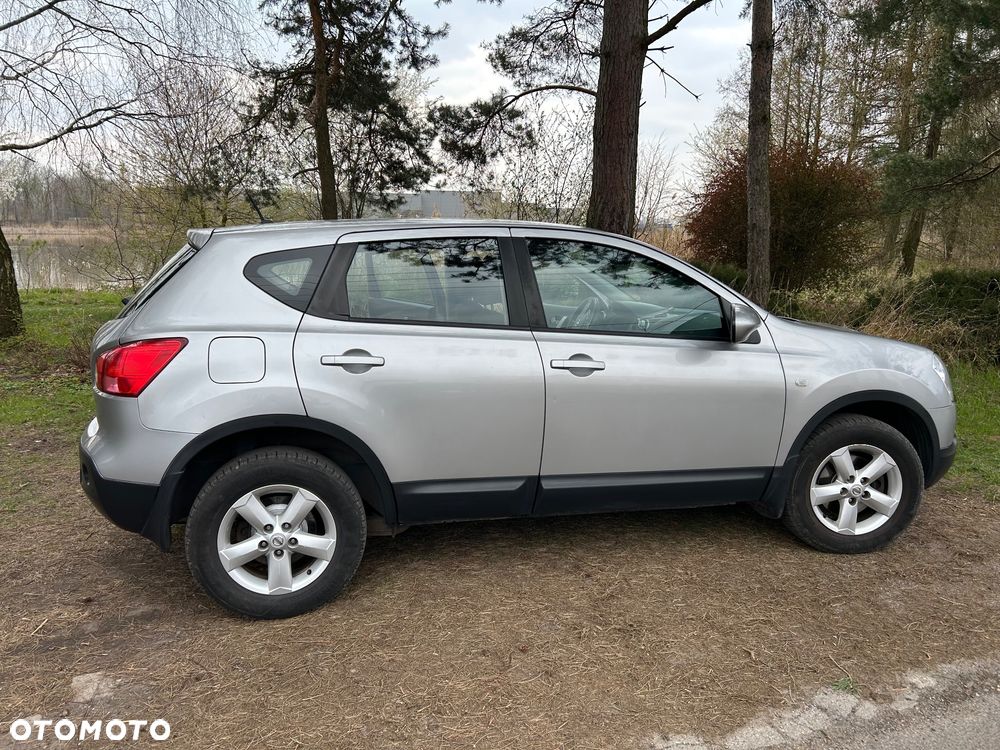 Nissan Qashqai 1.6 Tekna - 2