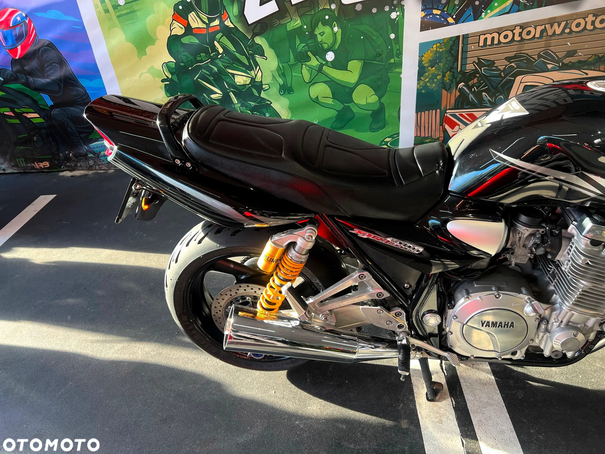 Yamaha XJR - 14
