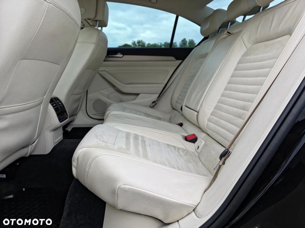 Volkswagen Passat 1.8 TSI BMT Highline DSG - 25