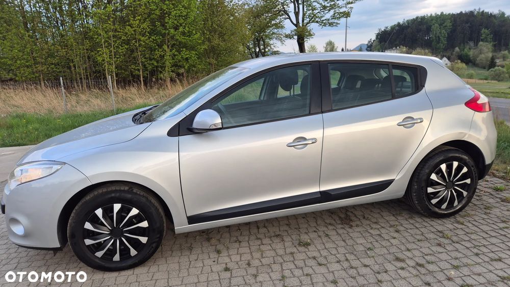 Renault Megane 1.6 16V 100 Authentique - 6