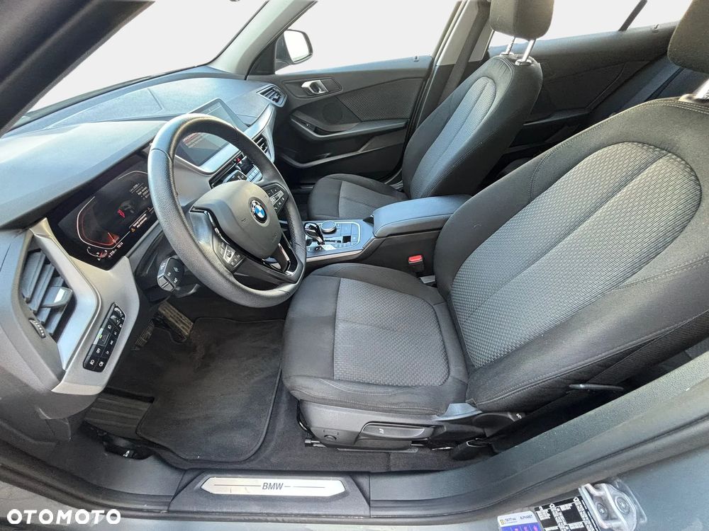BMW Seria 1 118i Advantage - 36