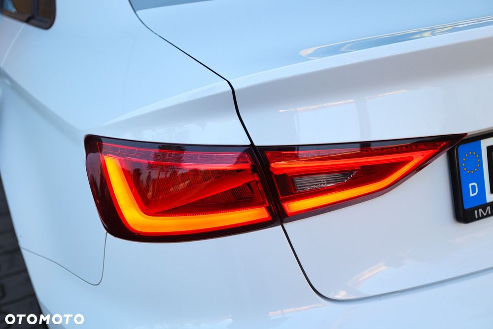 Audi A3 Limousine 2.0 TDI clean diesel Ambition S tronic - 17