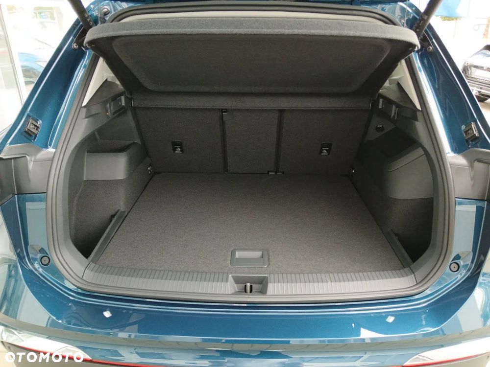 Volkswagen Tiguan - 4