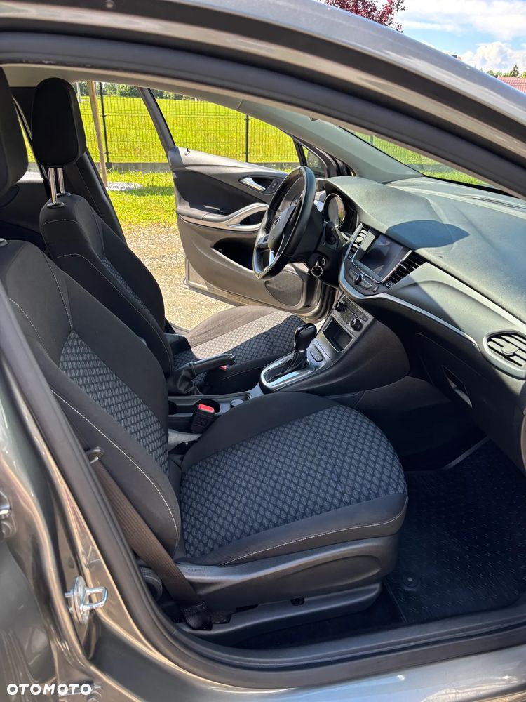 Opel Astra - 11