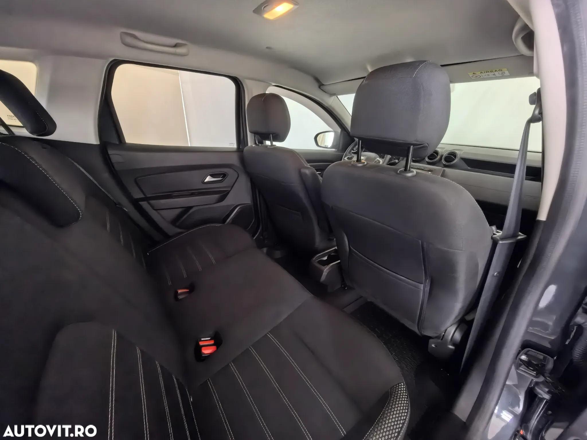 Dacia Duster TCe 130 GPF Prestige jante 17" - 28