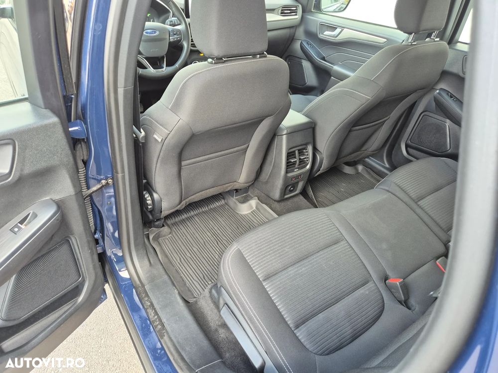 FORD Kuga 2024 — imagine 11