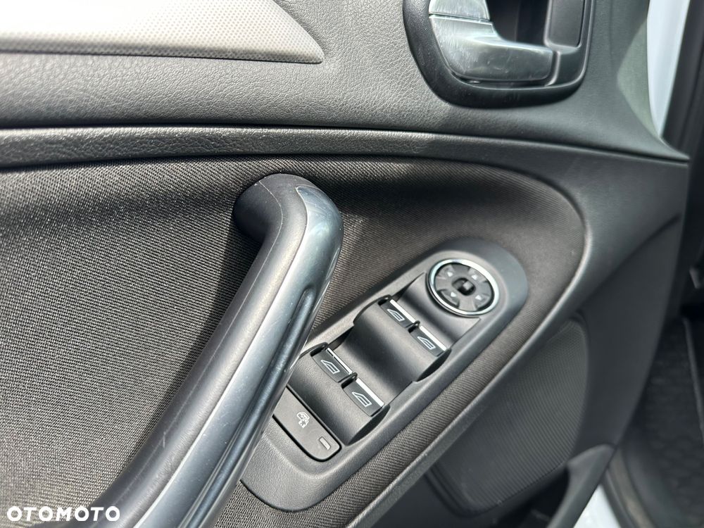 Ford S-Max 1.6 T Trend - 12