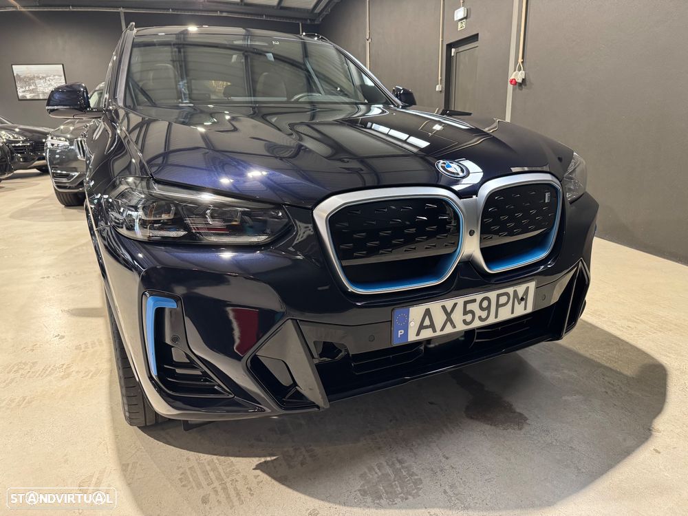 BMW iX3 M Sport Impressive - 3