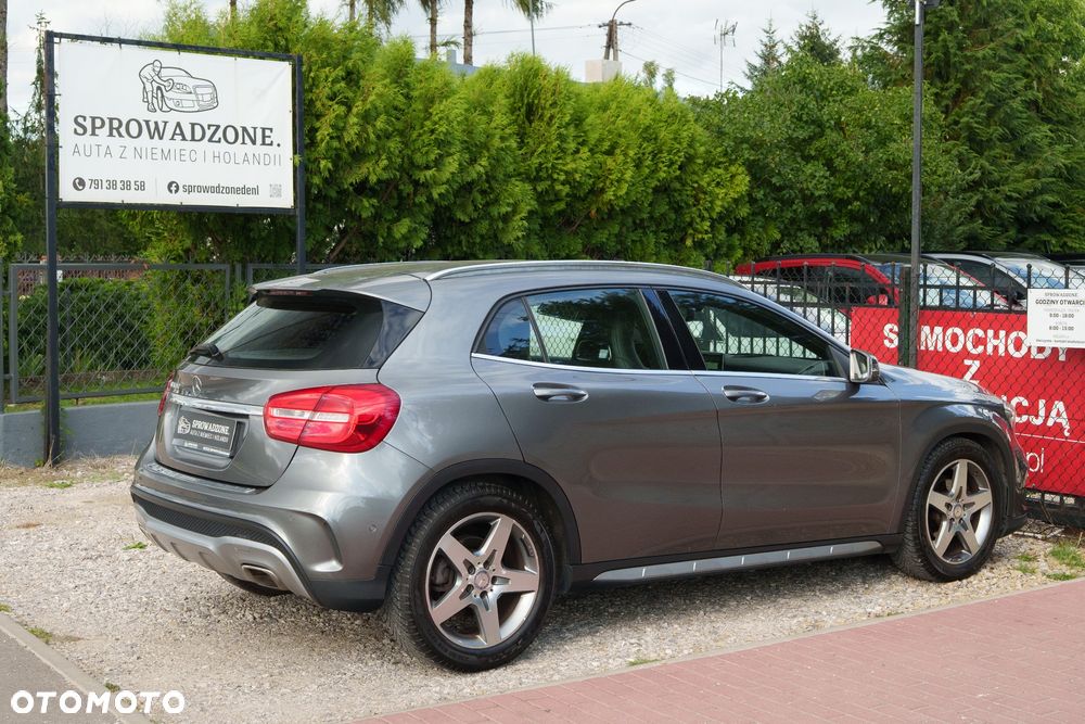 Mercedes-Benz GLA 180 7G-DCT AMG Line - 5