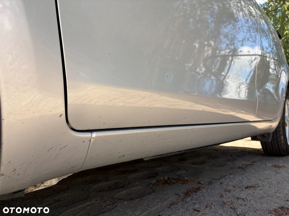 Toyota Yaris 1.33 Luna - 17