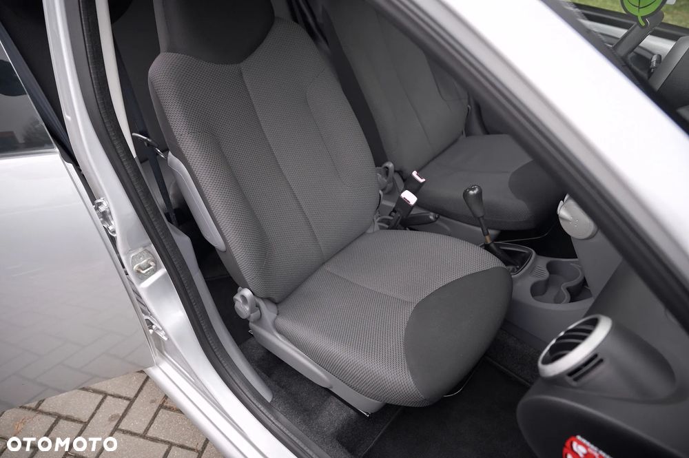 Toyota Aygo City - 27