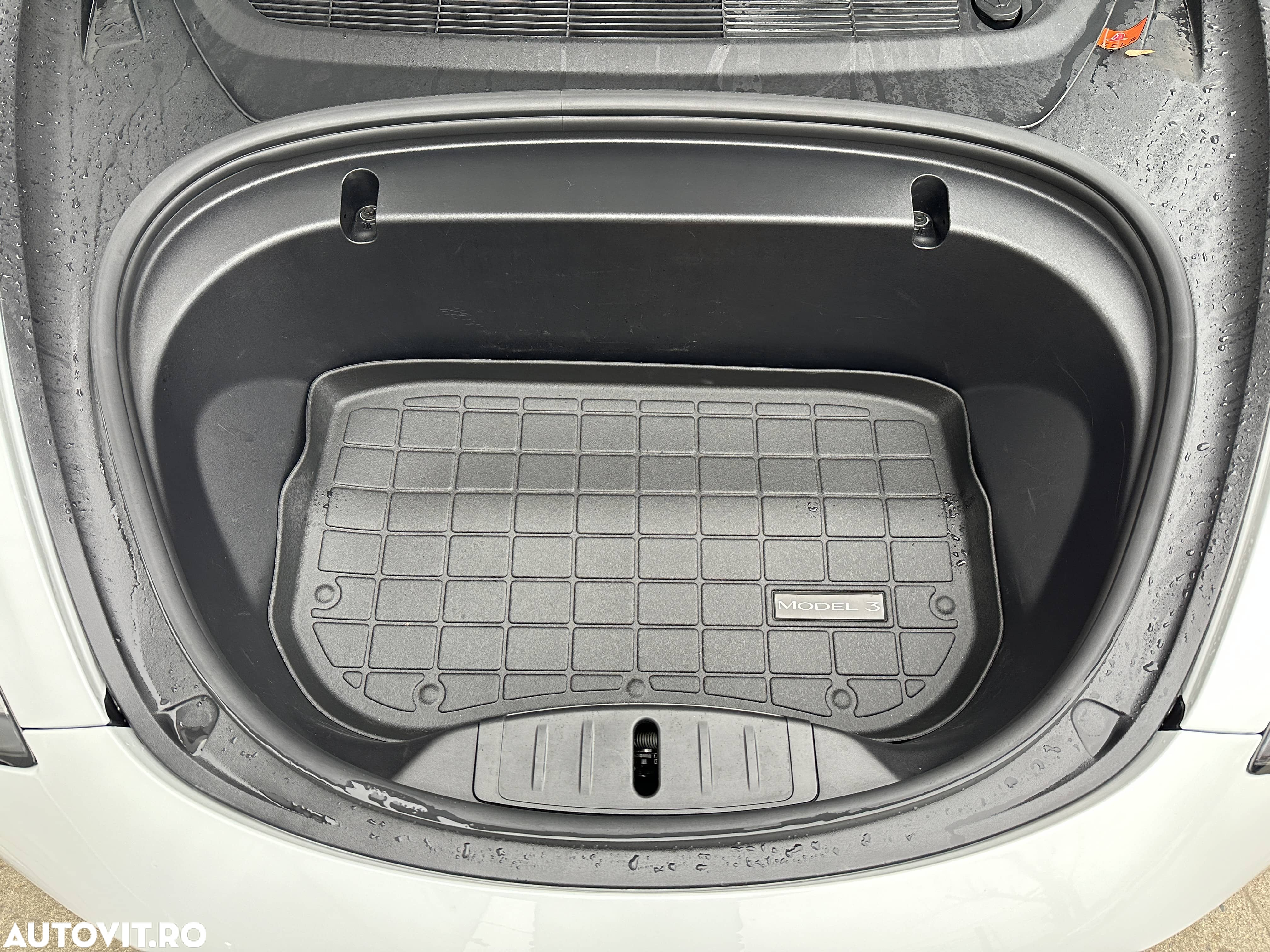 Tesla Model 3 Langstreckenbatterie Allradantrieb Dual Motor Performance - 24